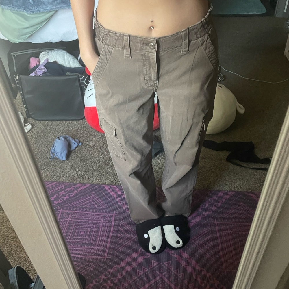 American Eagle Cargo Pants - Picture 5 of 14